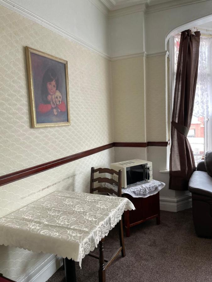 The Jewel Of The Sea Bed and Breakfast Blackpool Buitenkant foto